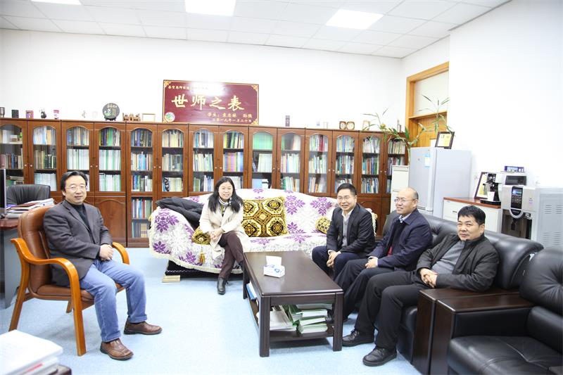 張雅林.jpg