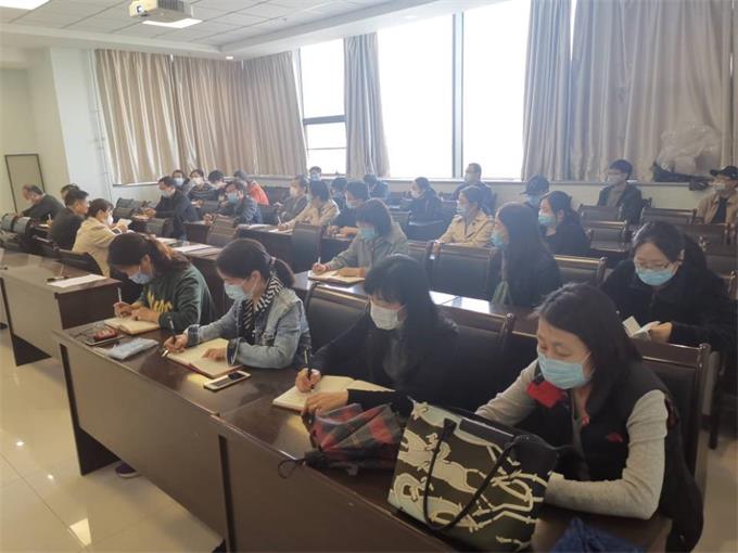植病教工黨支部政治理論學(xué)習(xí)1041502.jpg