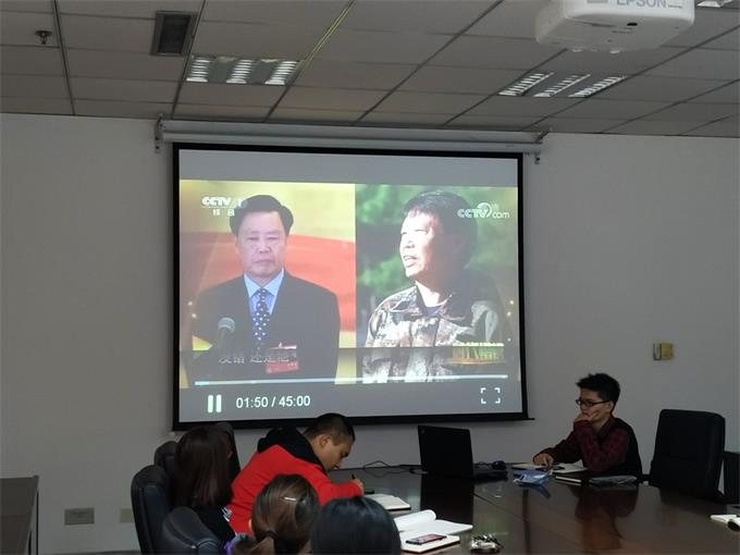 2018級(jí)博士生支部委員會(huì)組織生活會(huì)11.jpg