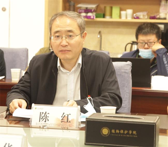 陳紅書記照片_裁剪2-650.jpg